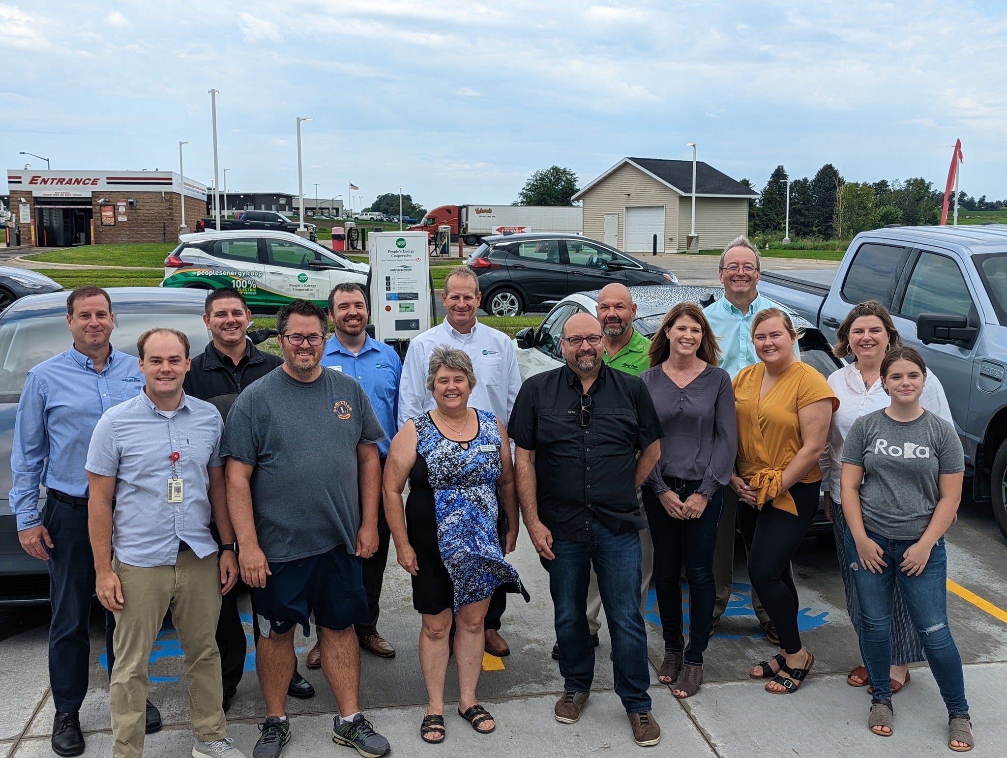 Dairyland Supports First EV Fast Charger at Minnesota Kwik Trip